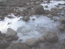 凍った川　撮影日：２００６年１２月２０日　撮影：管理人